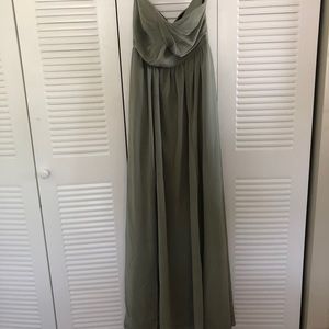 Long 2 slit gown